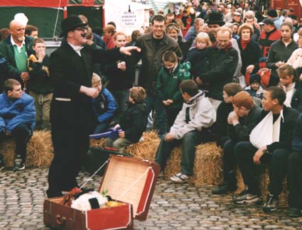 Dickensian10.JPG (37528 bytes)